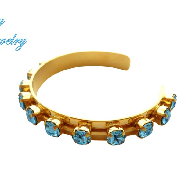 Aquamarine Cuff Bangle Bracelet made with Genuine Austrian Crystals in 6mm - Picture 3 of 4